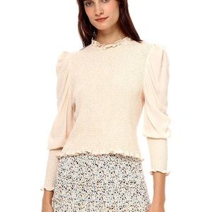 Stellah Smocked Body Long Sleeve Top